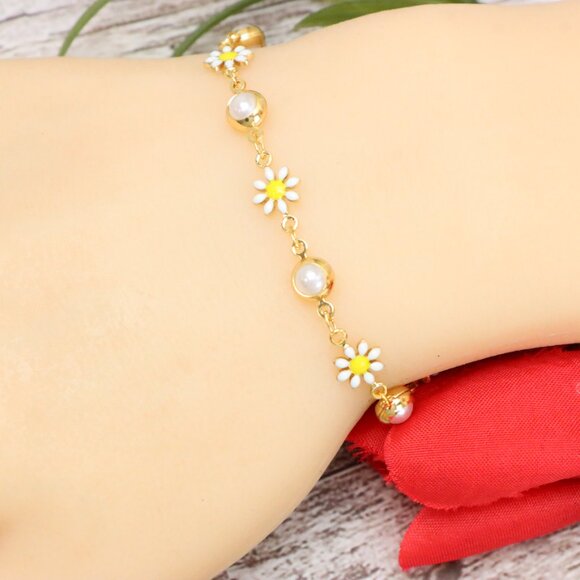 Trendy Bracelet for Girls & Women – Cute, Adjustable & Gift-Ready | MLCRC1140 - Picture 6 of 10